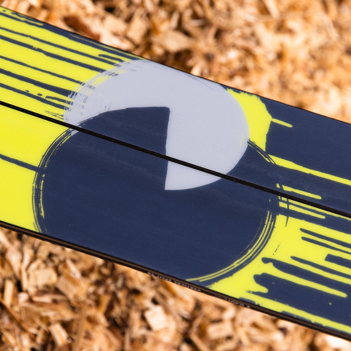 Slash by GiGi - Vertical Split Snowboard - ApARTment